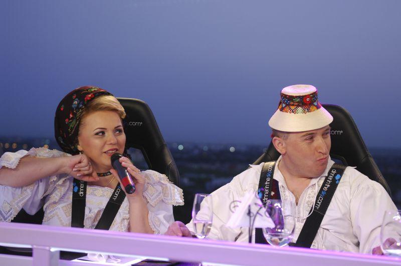 &quot;Răi da´buni, prima emisiune transmisă în direct, din aer - GALERIE FOTO! 96795