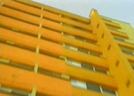 Sinucidere misterioasă. Un student din Cluj s-a aruncat de la etajul 9 al campusului