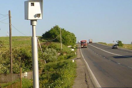 Poliţia Rutieră vrea să reintroducă sistemul radarelor fixe pe drumurile naţionale