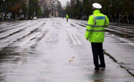 Un poliţist din Neamţ, în stare gravă după ce s-a împuşcat în cap