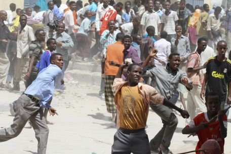 Ministrul de Interne din Somalia a fost ucis în urma unui atentat sinucigaş al unei nepoate 