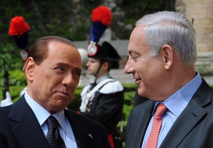 Berlusconi, despre un tablou din secolul al XIX-lea: Este bunga-bunga din anul 1881 98441