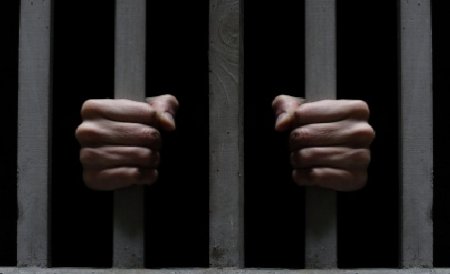 Închisoare pentru persoanele bolnave de SIDA care întreţin relaţii sexuale