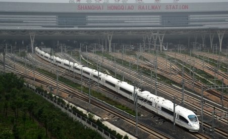 Trenuri-fulger în China, de patru ori mai rapide ca Intercity-urile din România