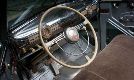 Prima maşină transparentă din plexiglas, vândută la licitaţie în SUA 98769