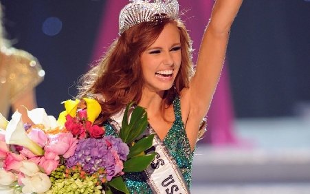 Coroana &quot;Miss USA&quot;, câştigată de o tânără de 21 de ani din California