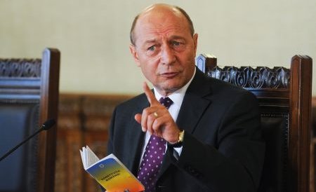 Băsescu: Prin reorganizare, s-ar realiza o economie de peste 100 milioane euro anual