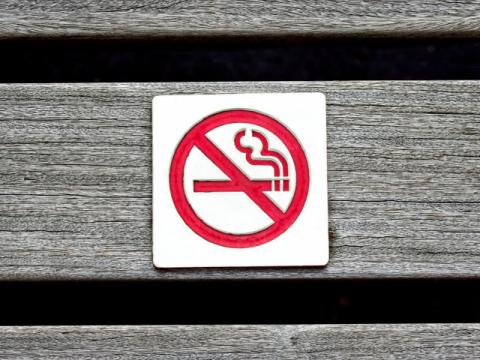 Ofensiva împotriva fumatului capătă noi dimensiuni în America