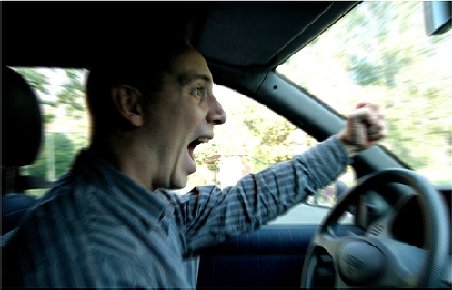 Studiu: 80% dintre şoferii din România sunt agresivi la volan