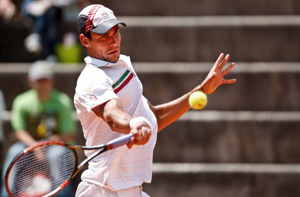 Victor Hănescu s-a calificat în turul 2 la Wimbledon şi îl va întâlni pe Andy Roddick