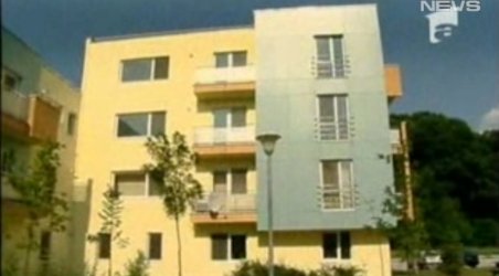 Românii dau vilele pe apartamente mici şi ieftine