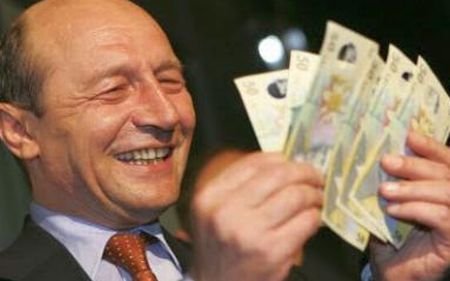 Preşedintele Băsescu are o avere de 800.000 de euro