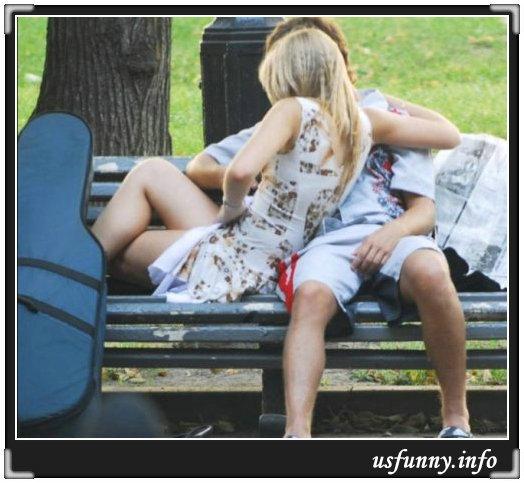 Mâini pe fund, în văzul lumii. Vezi câteva exemple de comportament indecent al cuplurilor 100084