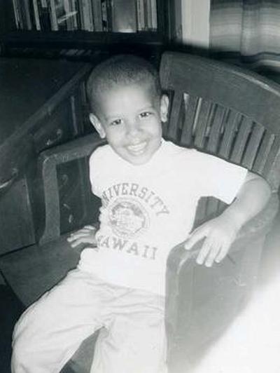 Preşedintele Barack Obama, la un pas de a fi dat spre adopţie la naştere 100699