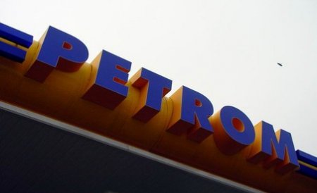 Raport Renaissance către investitori: Petrom are în 2012 un vârf de plată către bănci de 308 mil. euro, dar cash flow-ul îi dă o poziţie confortabilă