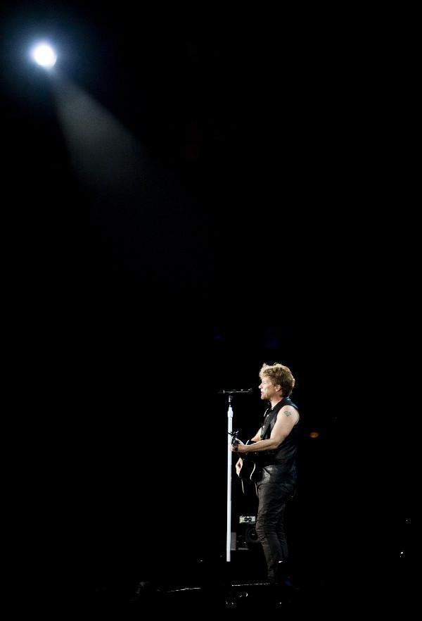 Cele mai reuşite fotografii de la concertul Bon Jovi din Piaţa Constituţiei 100955