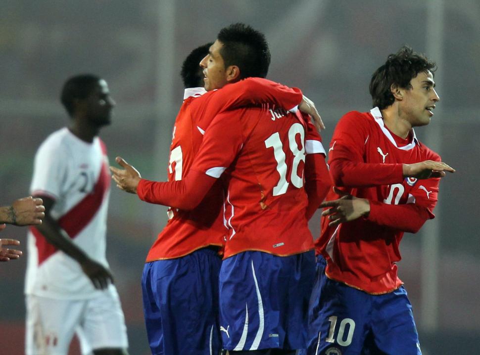 Copa America: Chile câştiga Grupa C, Uruguay întâlneşte Argentina în sferturi