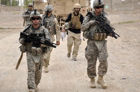 SUA retrage primii militarii din Afganistan: 650 din cei 100.000 de soldaţi au plecat