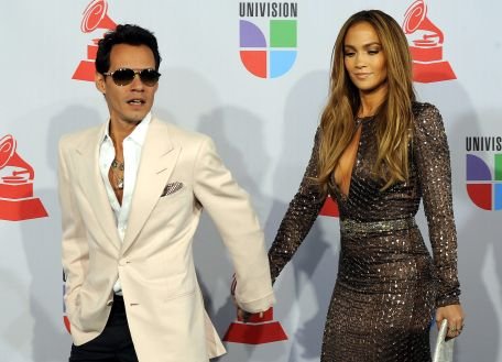 Jennifer Lopez şi Marc Anthony divorţează, după şapte ani de căsnicie