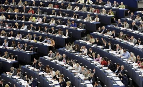 Ramona Mănescu: Românii trebuie să fie informaţi cu privire la activitatea europarlamentarilor