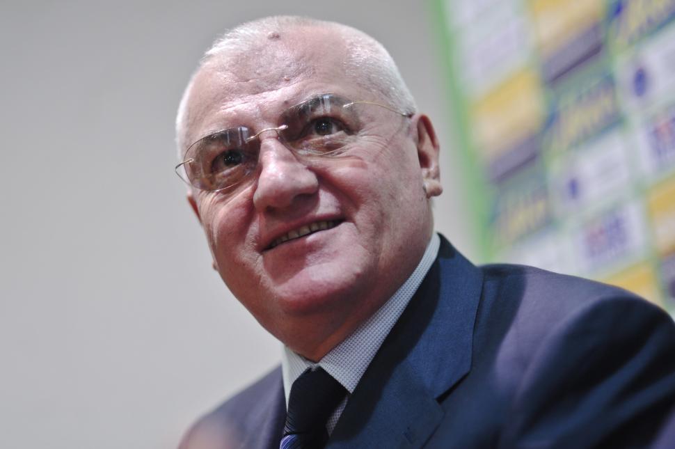 Dumitru Dragomir anunţă redeschiderea Cazului Valiza pe linie sportivă: „Nu este o răzbunare”
