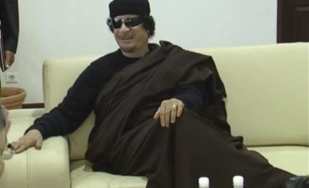 Ministrul de Externe francez: Muammar Gaddafi ar putea să rămână în Libia dacă renunţă la politică