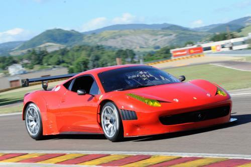 Ferrari anunţă 458 Italia Grand Am, un nou automobil de curse 102016