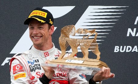 Jenson Button a câştigat Marele Premiu al Ungariei, la cursa cu numărul 200 în Campionatul Mondial de Formula 1