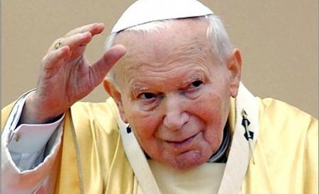 Un bust al Papei Ioan Paul al II-lea va fi dezvelit la Bucureşti luni seară 