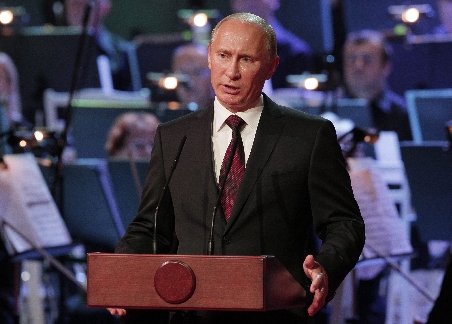 Vladimir Putin: Economia Statelor Unite trăieşte ca un parazit al economiei globale