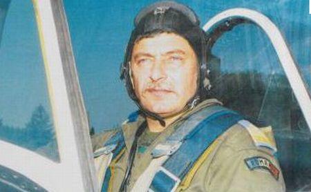 Pilotul Victor Huci, rănit în accidentul aviatic din Prahova, a murit