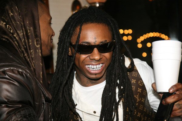 Lil Wayne, acuzat că a furat &quot;Bedrock&quot;. Rapperul ar putea plăti daune de 15 milioane de dolari
