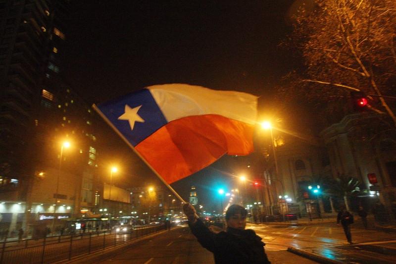 Proteste în Chile: Ciocniri violente între studenţi şi forţele de ordine 103615