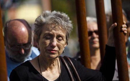 Berlinul marchează 50 de ani de la construirea Zidului care a împărţit oraşul în două 104294