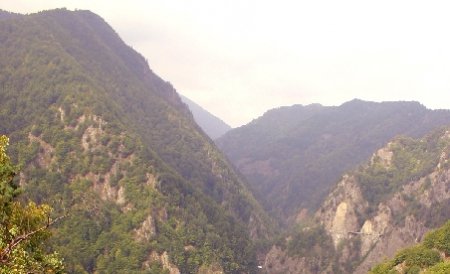 Salvamontiştii au găsit cei trei turişti rătăciţi în Masivul Bucegi