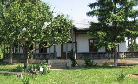 Casa Memorială Mihai Eminescu din Ipoteşti, jefuită. Vezi ce au furat hoţii