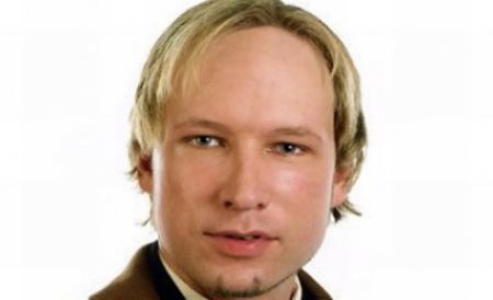 Teroristul Breivik mai pregătea un masacru. Avea o bombă mult mai puternică decât cea de la Oslo