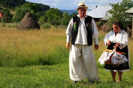Un jurnalist britanic susţine că o vizită în România e ca o călătorie în timp, 100 de ani în trecut