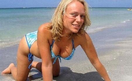 &quot;Vederi&quot; sexy de la mare. Vezi galeria foto 104906