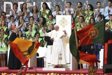 Vizita Papei la Madrid a generat profituri de aproximativ 160 de milioane de euro