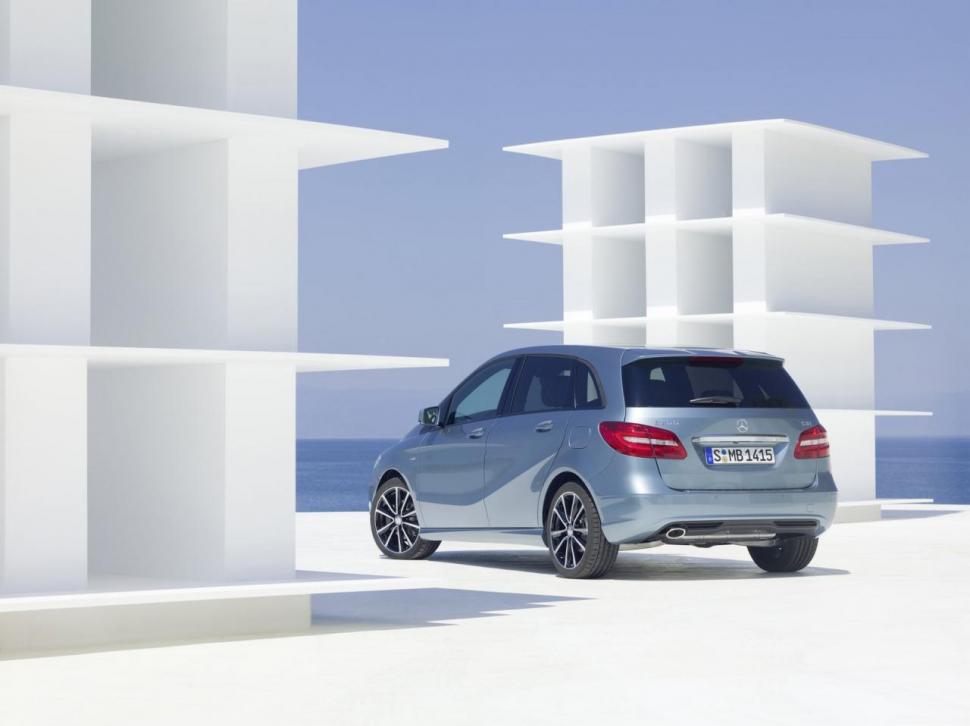 Oficial: Noul Mercedes-Benz B-Class 105567