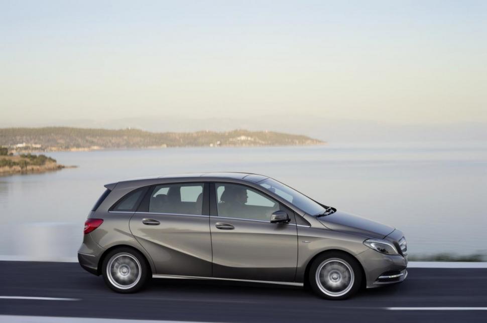 Oficial: Noul Mercedes-Benz B-Class 105568