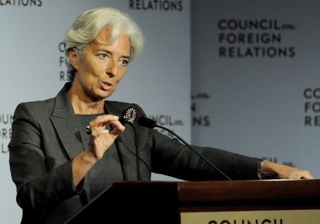 FMI: Economia globală nu creşte îndeajuns de rapid. Riscul unei recesiuni globale nu trebuie ignorat