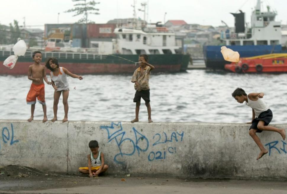 Taifunul Nanmadol din Filipine a făcut 13 victime şi se îndreaptă spre Taiwan 105751