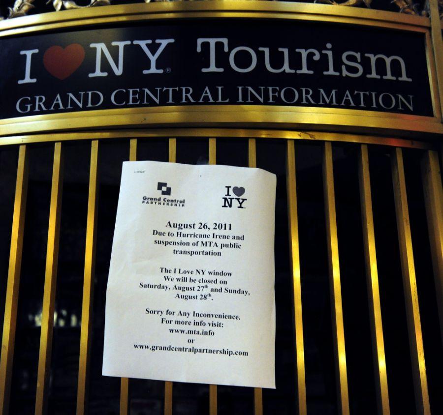 Uraganul Irene a făcut zece victime. Mii de oameni au devenit refugiaţi 105716