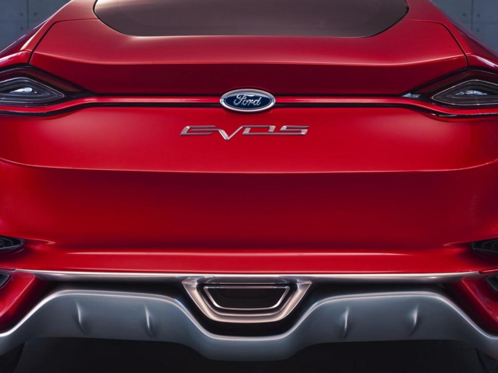 Ford prezintă impresionantul concept Evos 106164