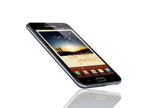 IFA 2011: Samsung aduce un telefon-tabletă, Sharp - un LCD uriaş, iar Sony, noul Xperia arc S 106231