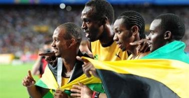 Jamaica a doborât recordul mondial la ştafetă 4x100 metri, în ultima zi a CM