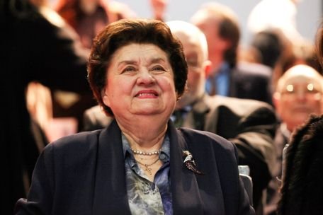 Tamara Buciuceanu-Botez a primit o stea pe Walk of Fame din Bucureşti 