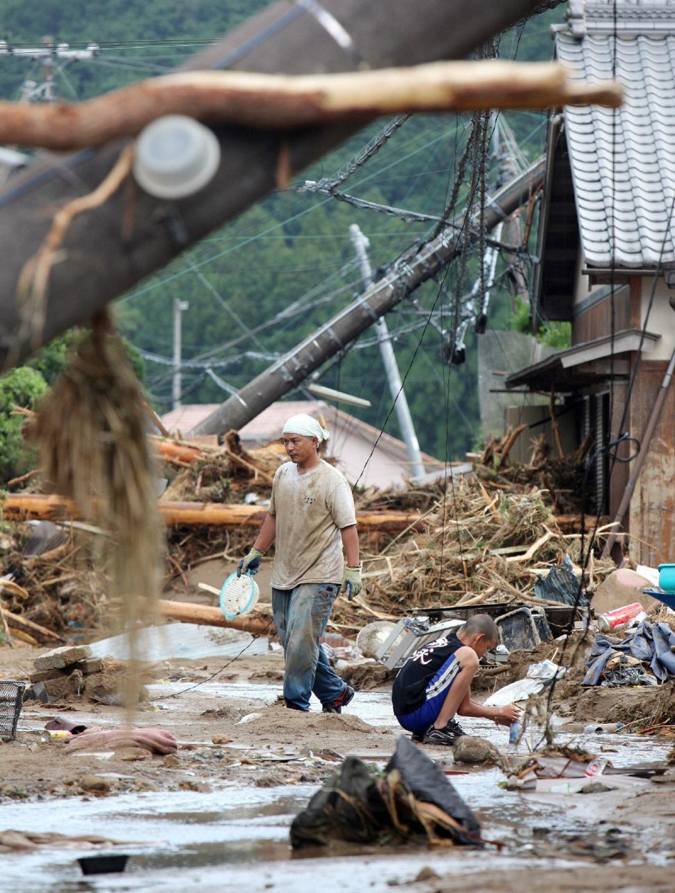 Bilanţul taifunului Talas a depăşi 100 de morţi şi răniţi: Este cea mai gravă catastrofă de acest tip din ultimii peste 30 ani 106889